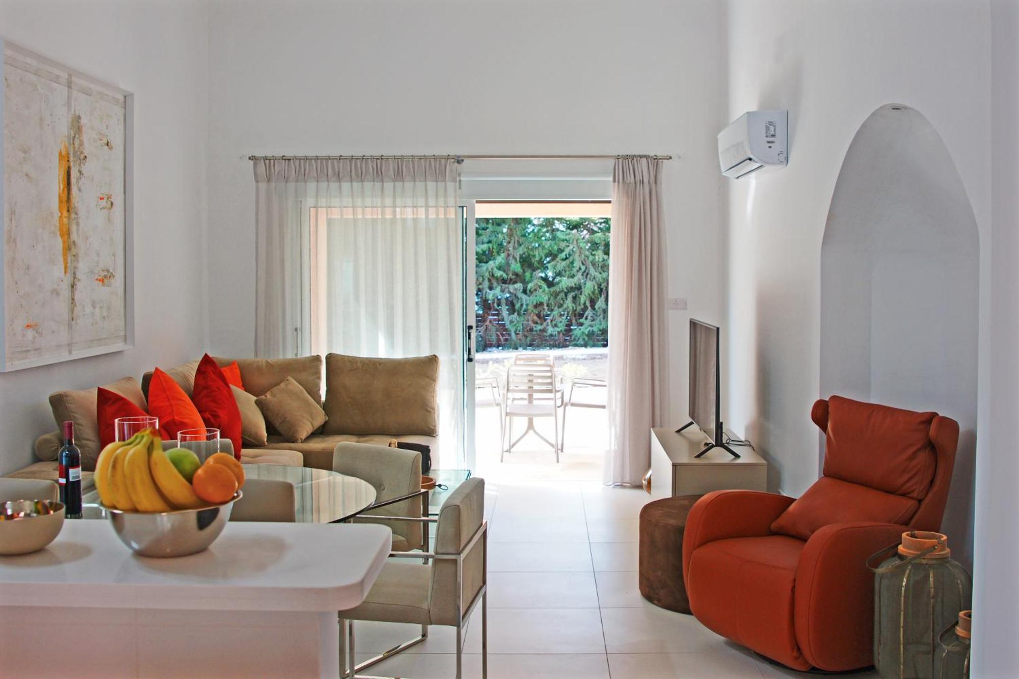 Resitour - Aphrodite Gardens Apartment Paphos Ngoại thất bức ảnh