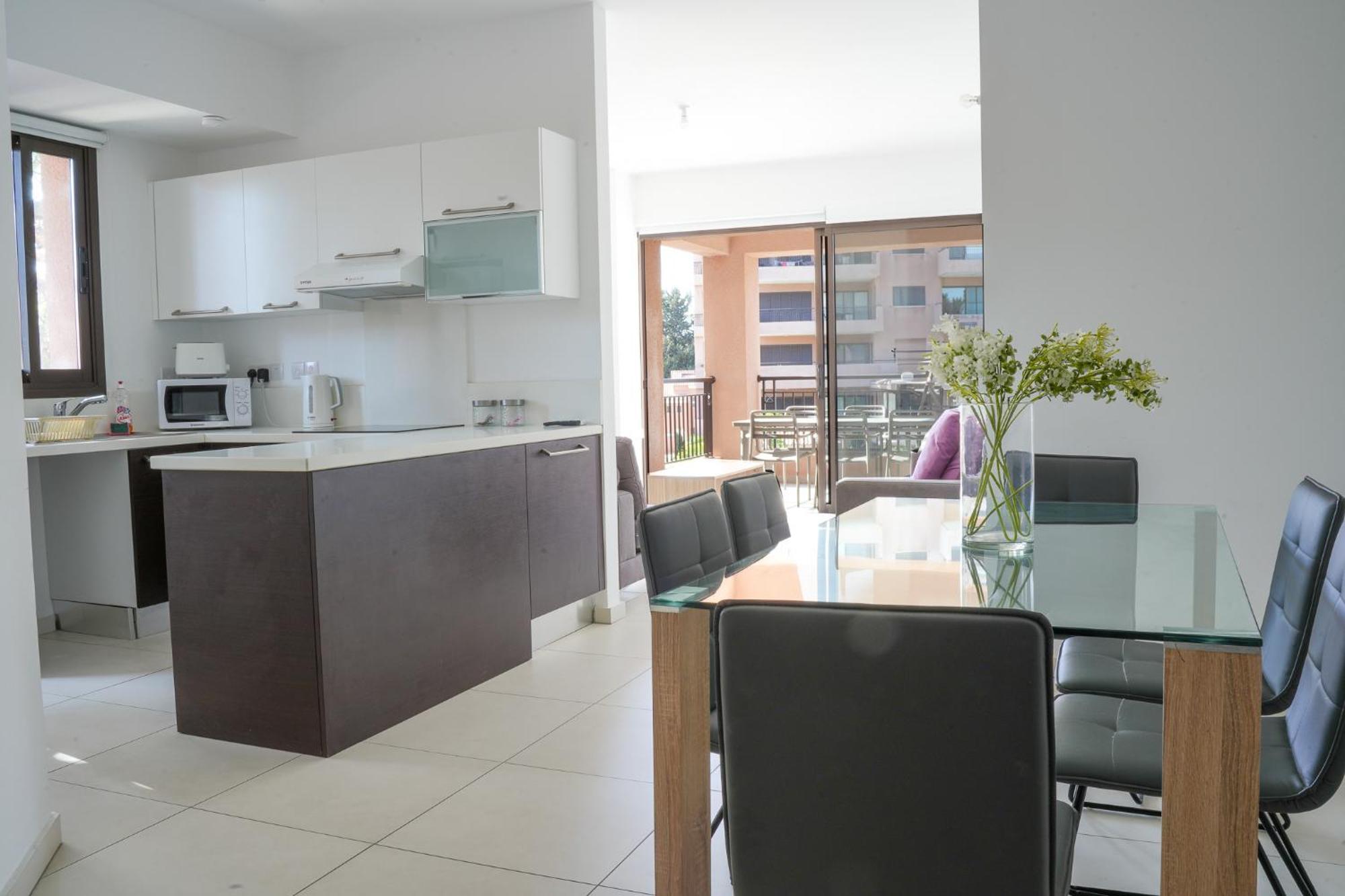 Resitour - Aphrodite Gardens Apartment Paphos Ngoại thất bức ảnh