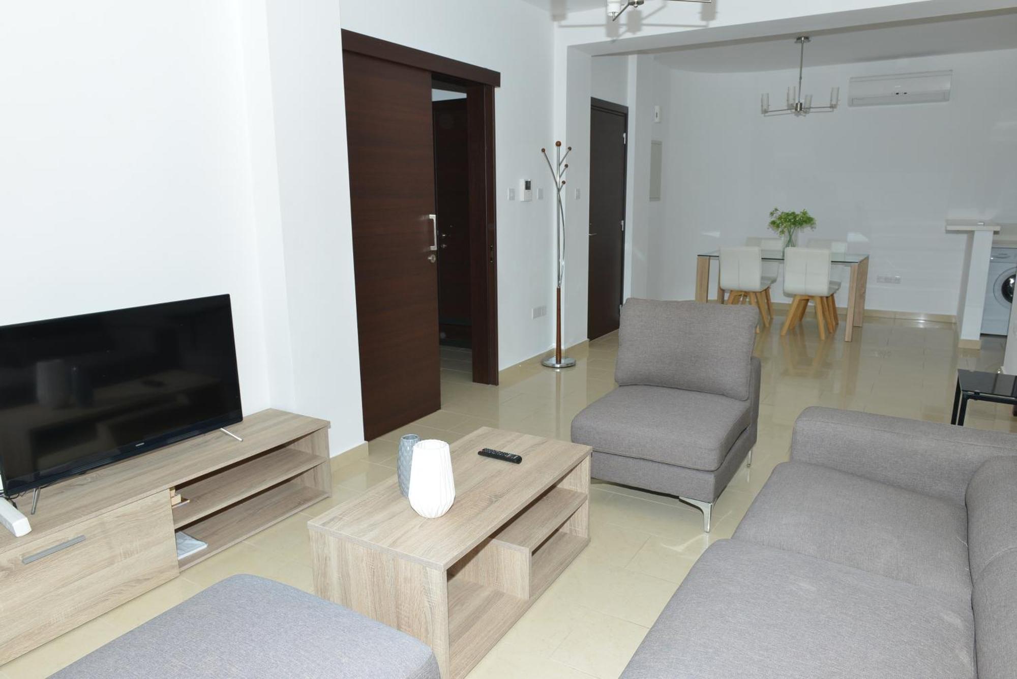 Resitour - Aphrodite Gardens Apartment Paphos Ngoại thất bức ảnh